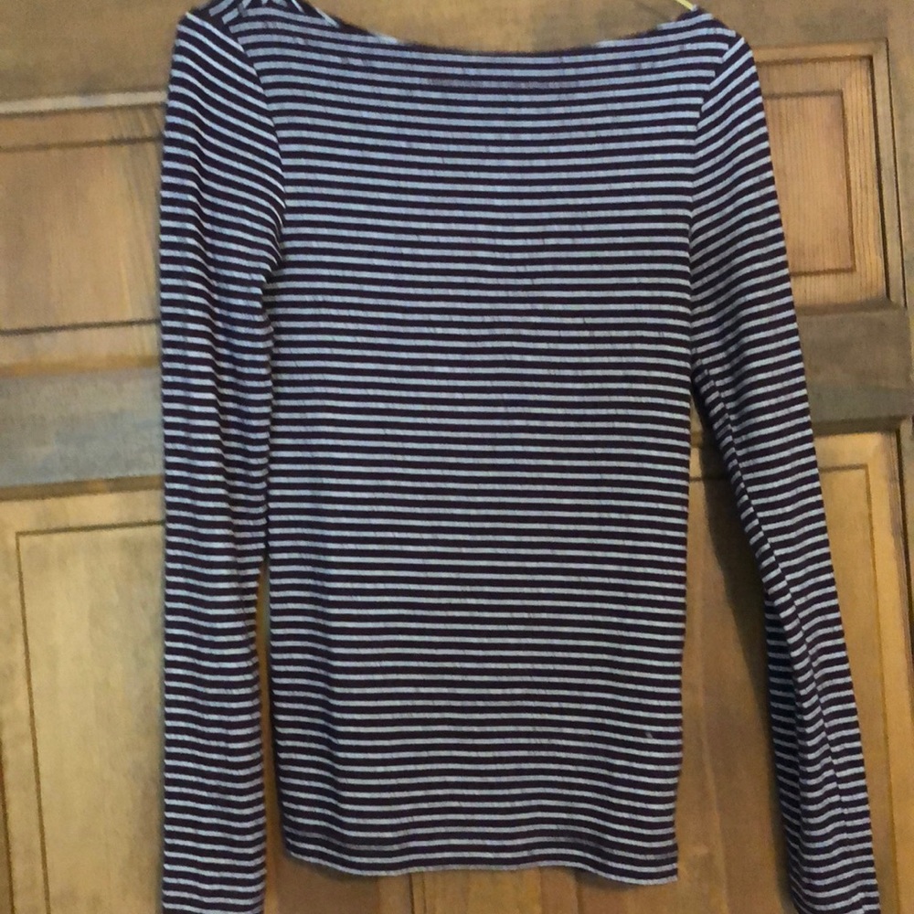 GAP light weight striped sweater